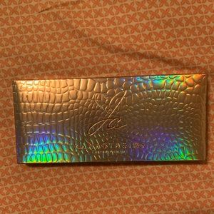 ABH: Jackie Aina Palette